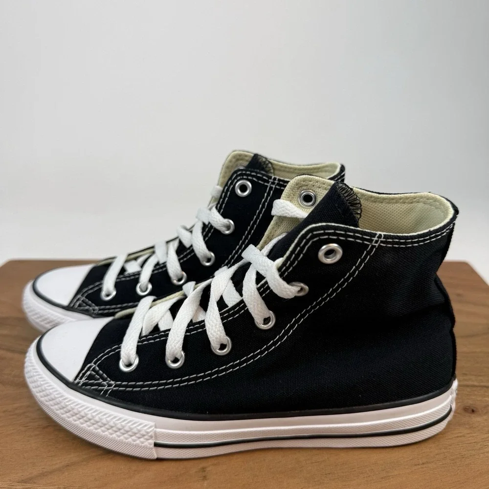 New Big‎ Kids Converse Chuck Taylor All Star High Black Sneaker Sz 1 Y